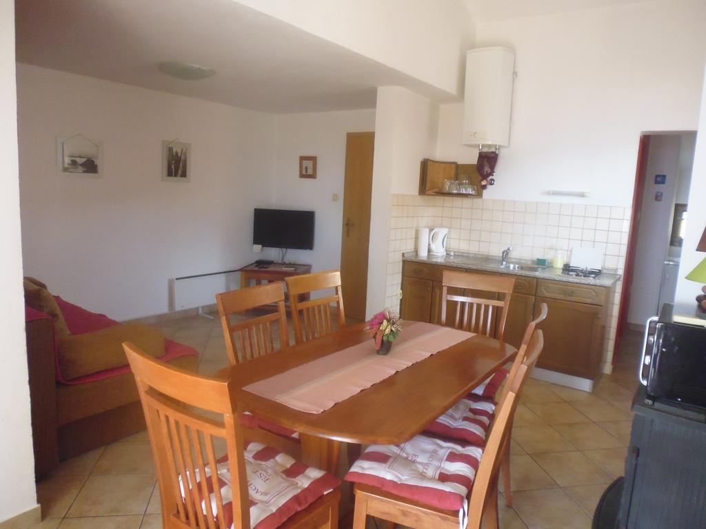 Apartments Jadranka Povile Novi Vinodolski Szoba fotó